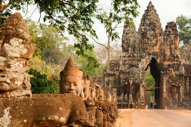 Erlebnis zweier Kulturen: Vietnam und Kambodscha 